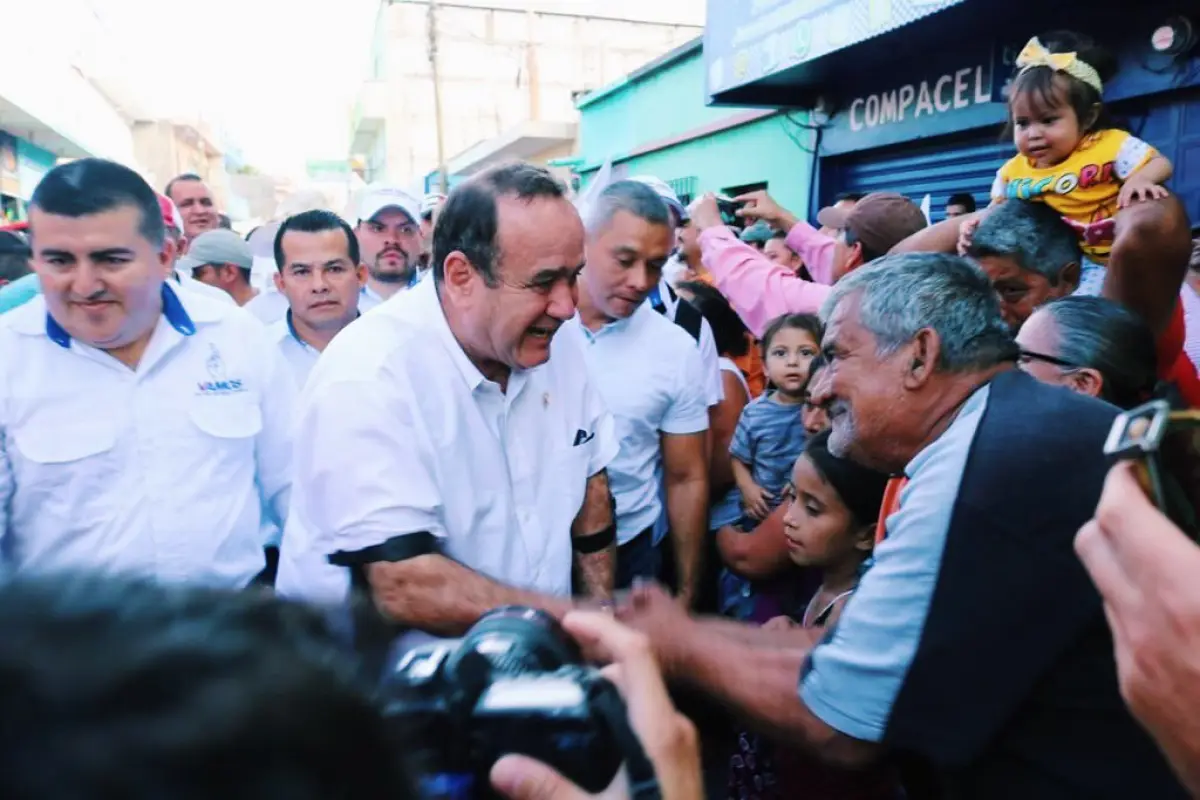 Alejandro Giammattei retalhuleu Suchitepéquez Emisoras Unidas Guatemala, 