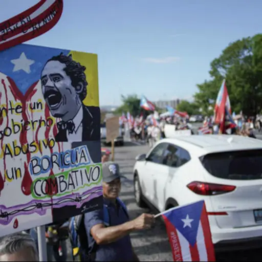 El gobernador de Puerto Rico enfrenta la mayor marcha contra su gestión