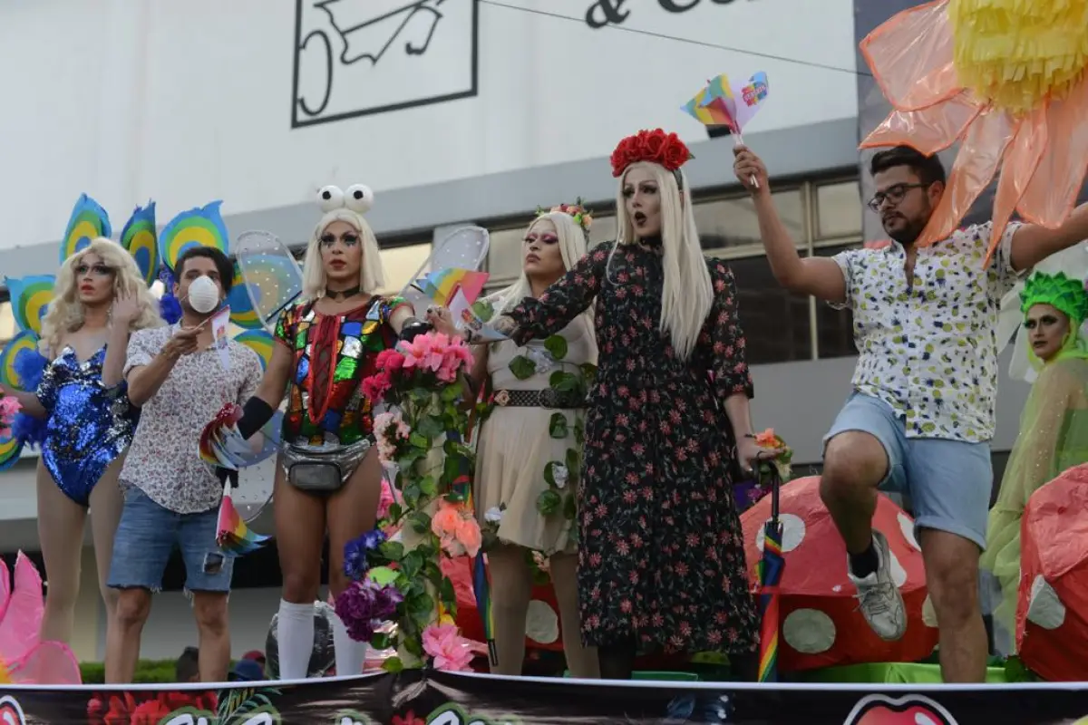 LGBTIQ desfile Emisoras Unidas Guatemala, 