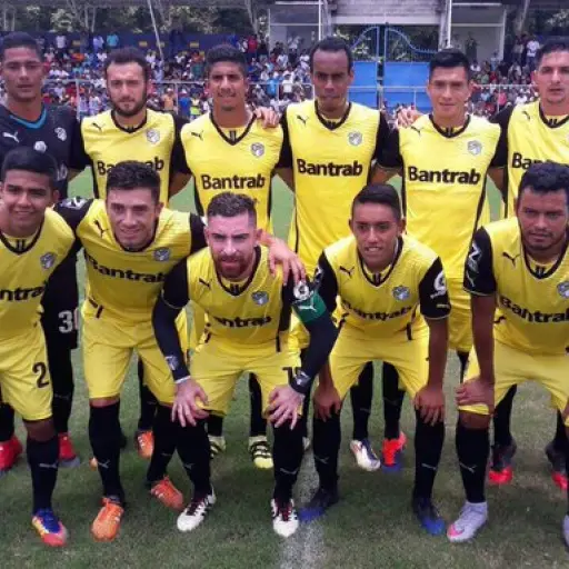 once de cremas con Edgar Chichilla - delantero a prueba con los cremas ,