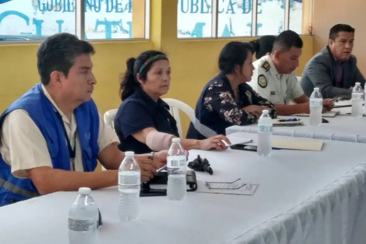 Mesa de seguridad de elecciones en Puerto de Iztapa, 