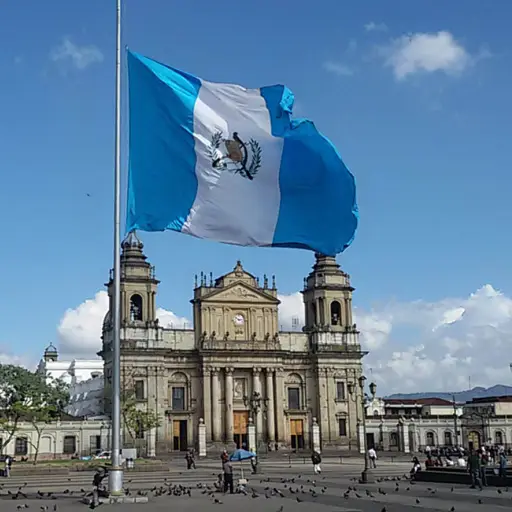 Cuándo se celebra el día nacional de la bandera en Guatemala ,