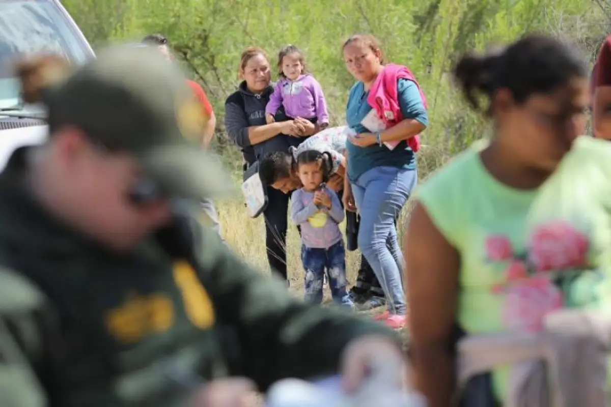 Querida Familia Latina migración Emisoras Unidas Guatemala, 