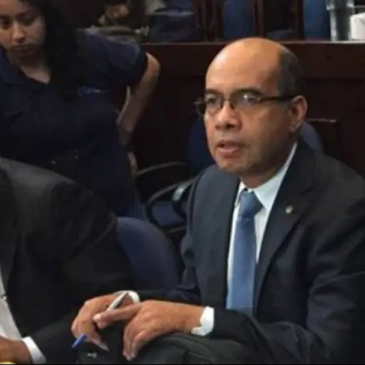 El nombramiento causó polémica.