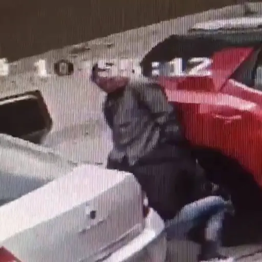 ladrones roban llanta menos un minuto ,