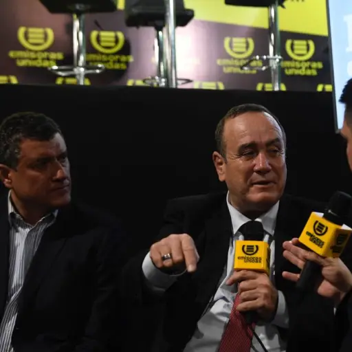 Alejandro Giammattei entrevista Guillermo Castillo ,