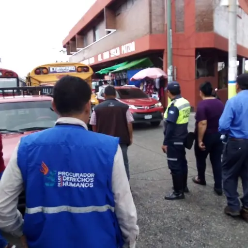 sancionan a buses por cobro excesivo