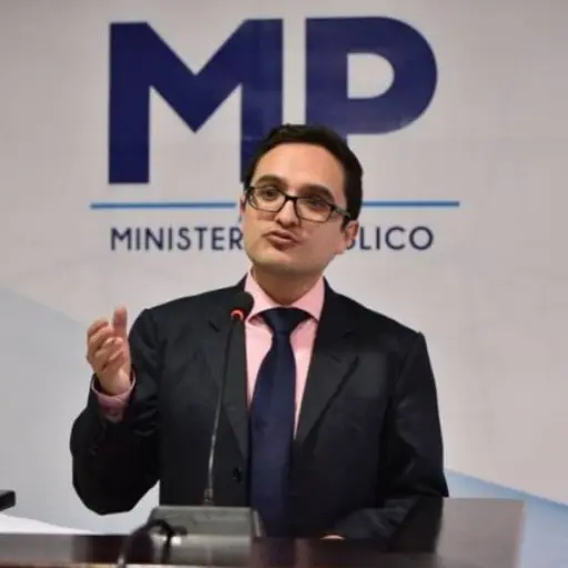 Juan Francisco Sandoval ,