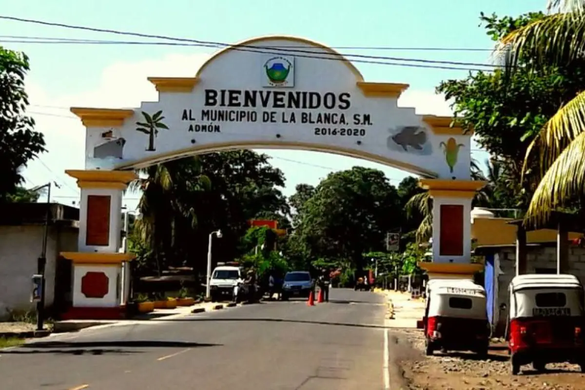 En el Municipio de La Blanca se suspendieron las votaciones.