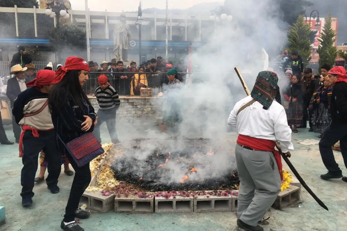 Los 48 cantones enviaron un mensaje a recuperar las tradiciones. Foto: Alberto Chaclán.