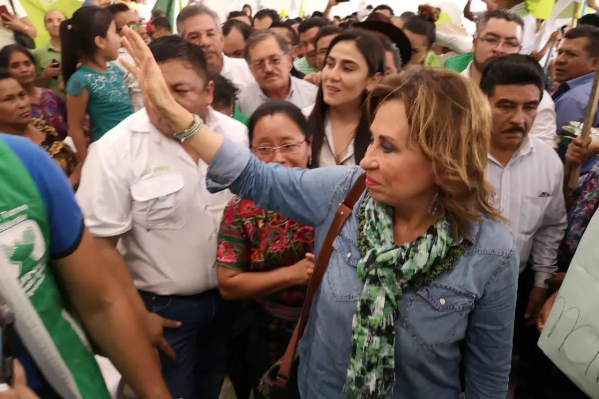 Sandra Torres UNE elecciones Nayib Bukele Emisoras Unidas Guatemala, 