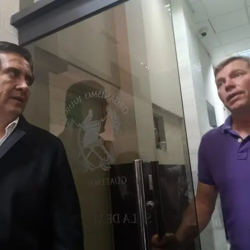 Alejos fue captado en Tribunales acompañado del ruso Igor Bitkov