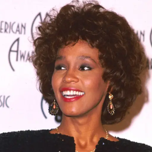 whitney-houston-1990 ,
