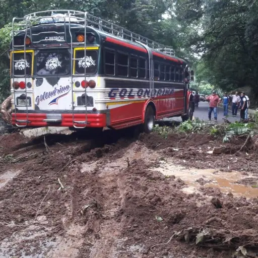 Derrumbe ruta Cito Zarco El Palmar Quetzaltenango Emisoras Unidas Guatemala ,