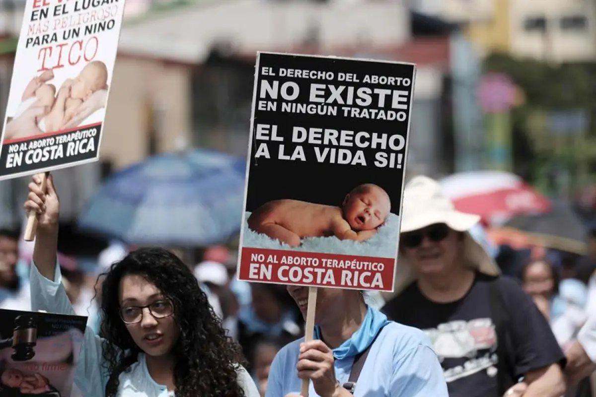 Provida marchan contra el aborto en Costa Rica. Foto: EFE