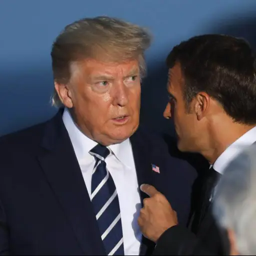 Donald Trump niega haber sugerido bombardear huracanes