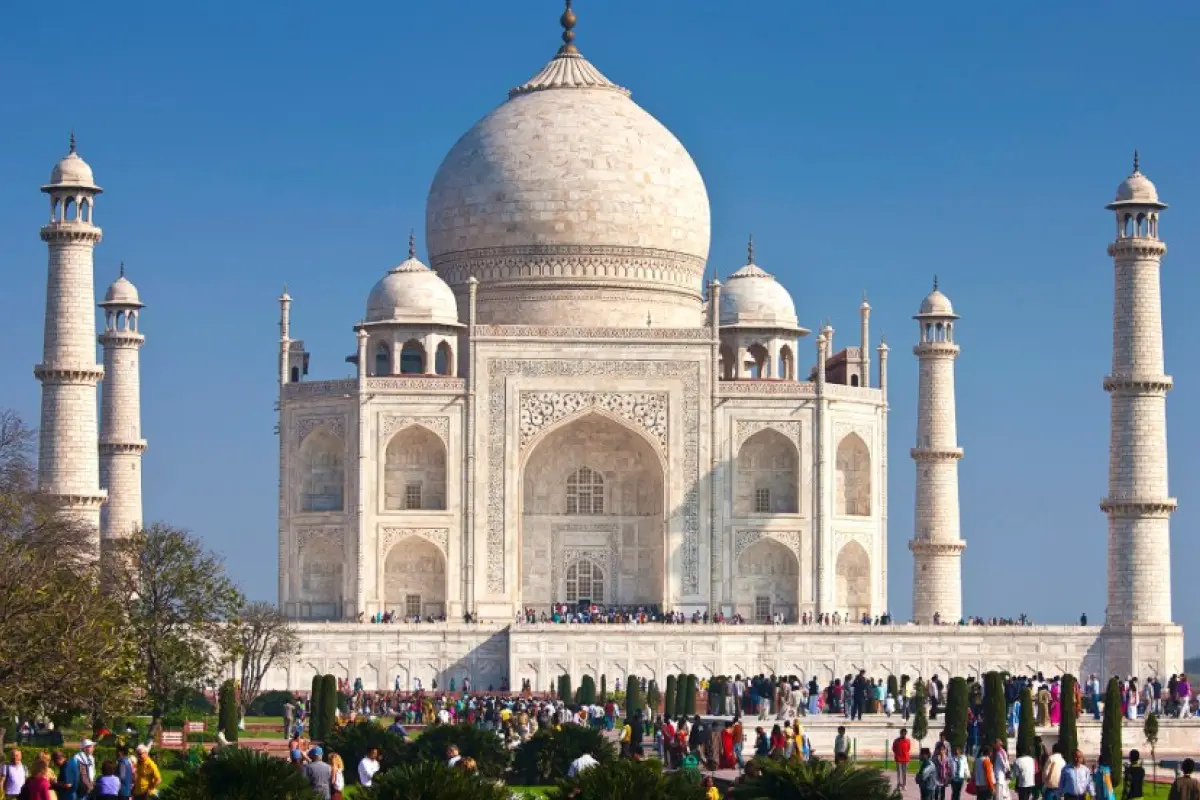 Crowds of tourists at The Taj Mahal mausoleum southern view Uttar Pradesh, India