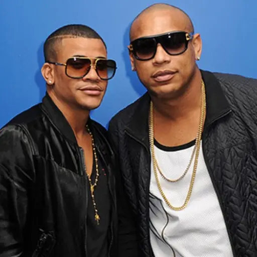 GENTEDEZONA-759x500 ,