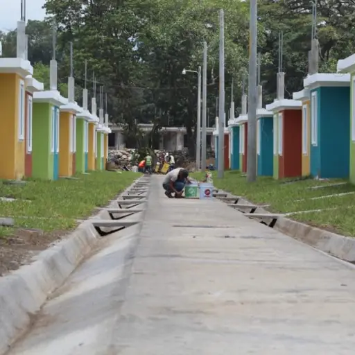 Entregaran viviendas a afectados por erupcion del volcan de Fuego