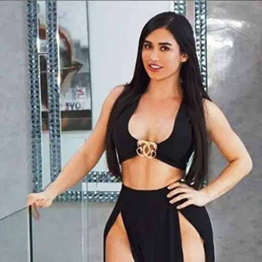 kimkardashian mexicana ,