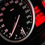 Congreso descarta prórroga sobre implementación de limitadores de velocidadt