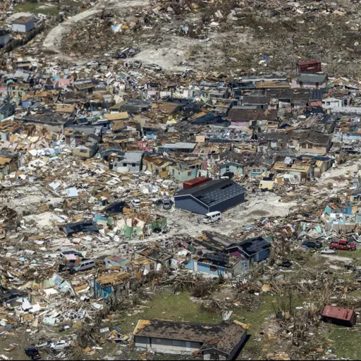 Dorian deja al menos 50 muertos en Bahamas, según último informe
