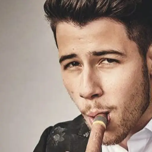 Nick-Jonas-620x381 (1) ,