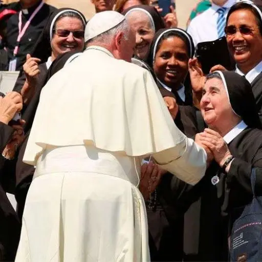 papa religiosas ,