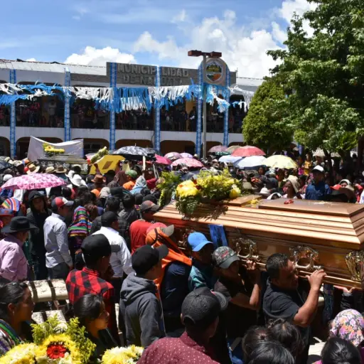 Sepelio Nahualá Nueva Santa Catarina Ixtahuacán Sololá Emisoras Unidas Guatemala ,