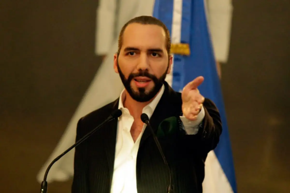 Nayib Bukele instala de comisión contra la corrupción en El Salvador 