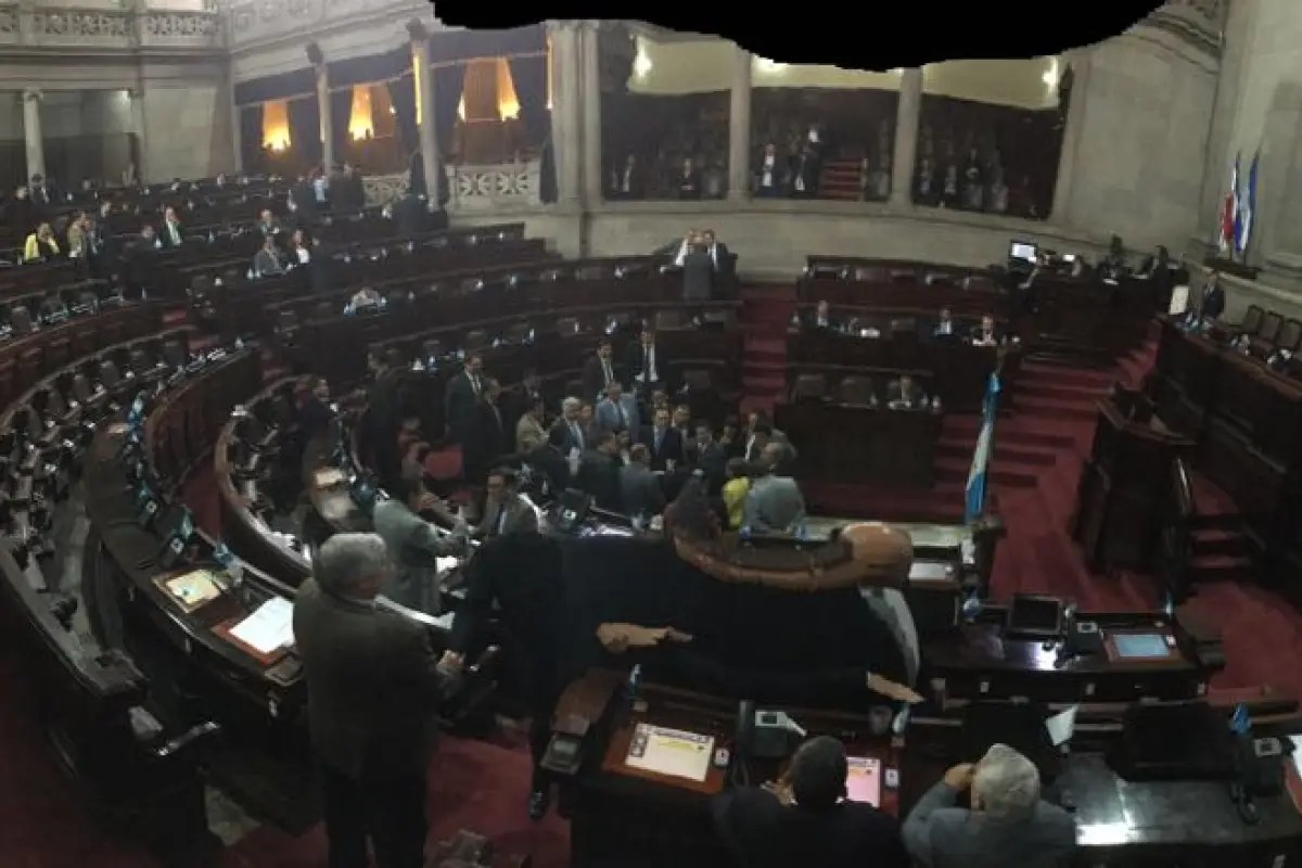 Congreso aprueba Estado de Sitio Emisoras Unidas Guatemala, 