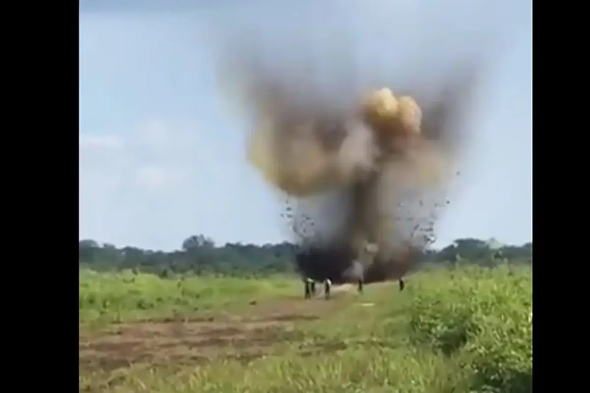 Destruccion de pista clandestina Petén Emisoras Unidas Guatemala, 