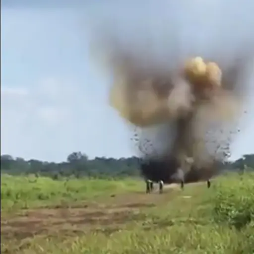 Destruccion de pista clandestina Petén Emisoras Unidas Guatemala ,