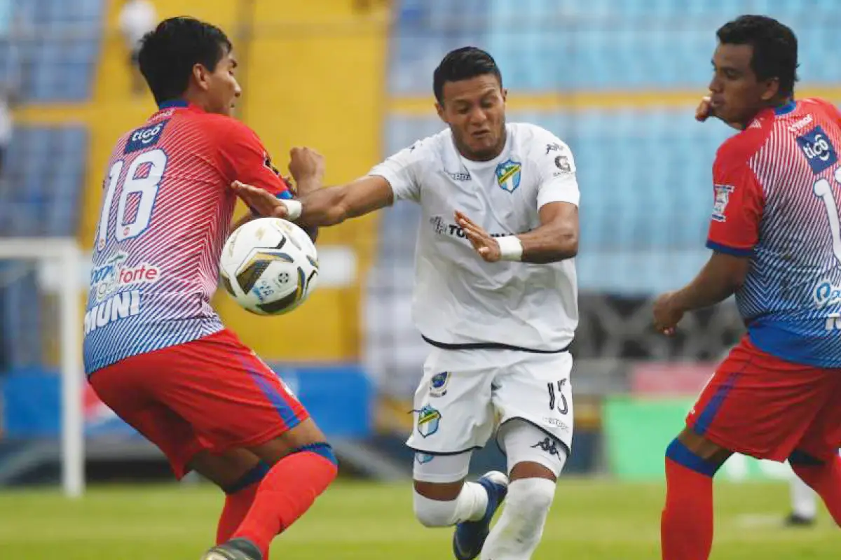 jorge vargas Comunicaciones 1-0 IZtapa en la Jornada 6 de la Liga NAcional, 