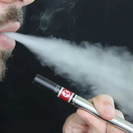 Tercera muerte relacionada con uso de cigarrillo electrónico en EEUU