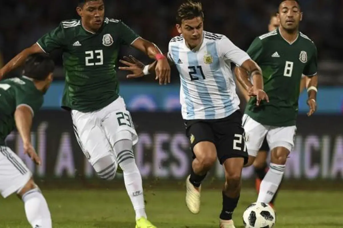Paulo Dybala en un partido entre Argentina y México. Foto: AFP