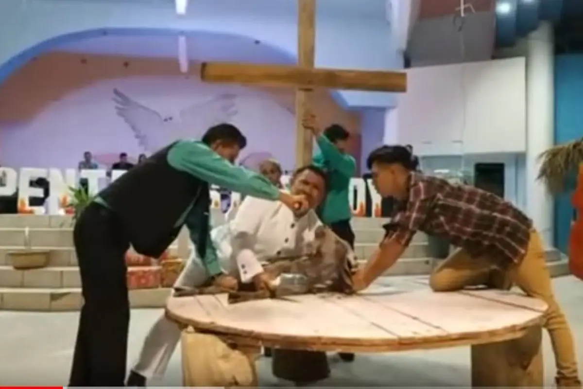 El pastor publicó un video pidiendo perdón.