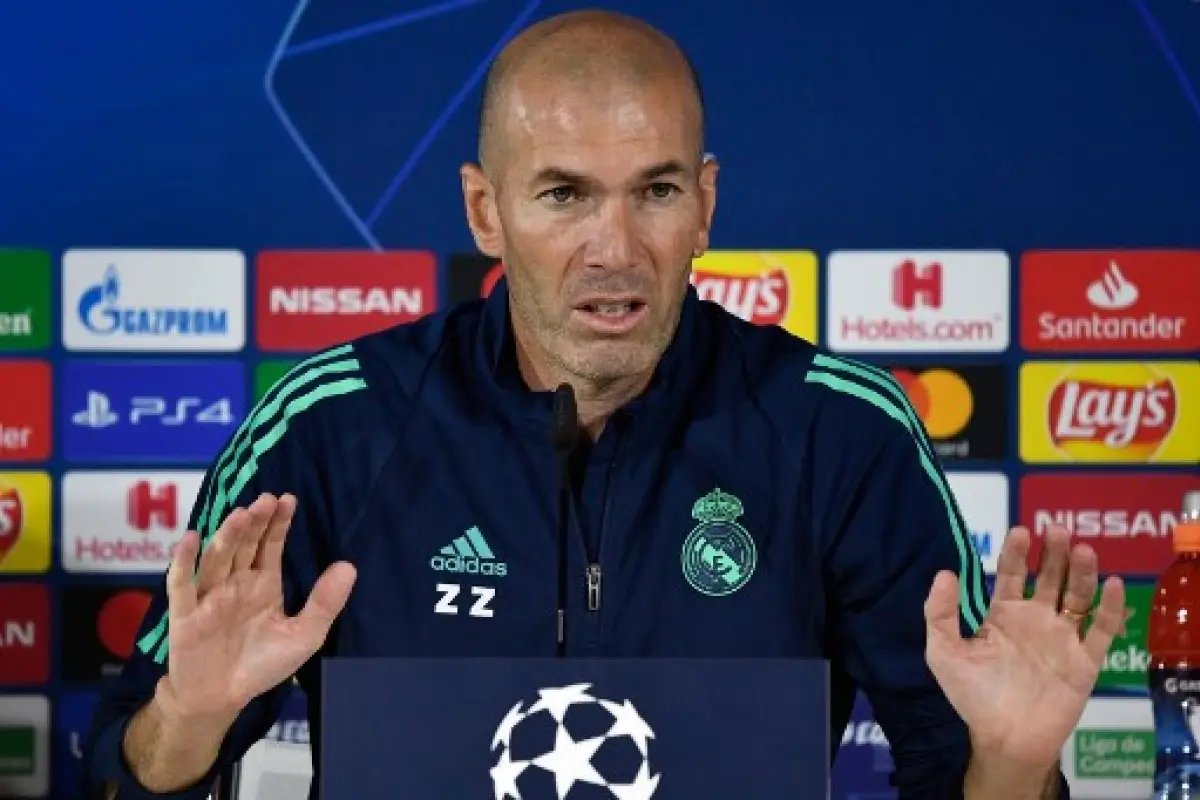 FBL-EUR-C1-REAL MADRID-PRESSER - Zidane, 