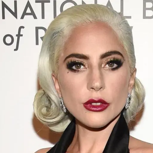 Lady-Gaga ,