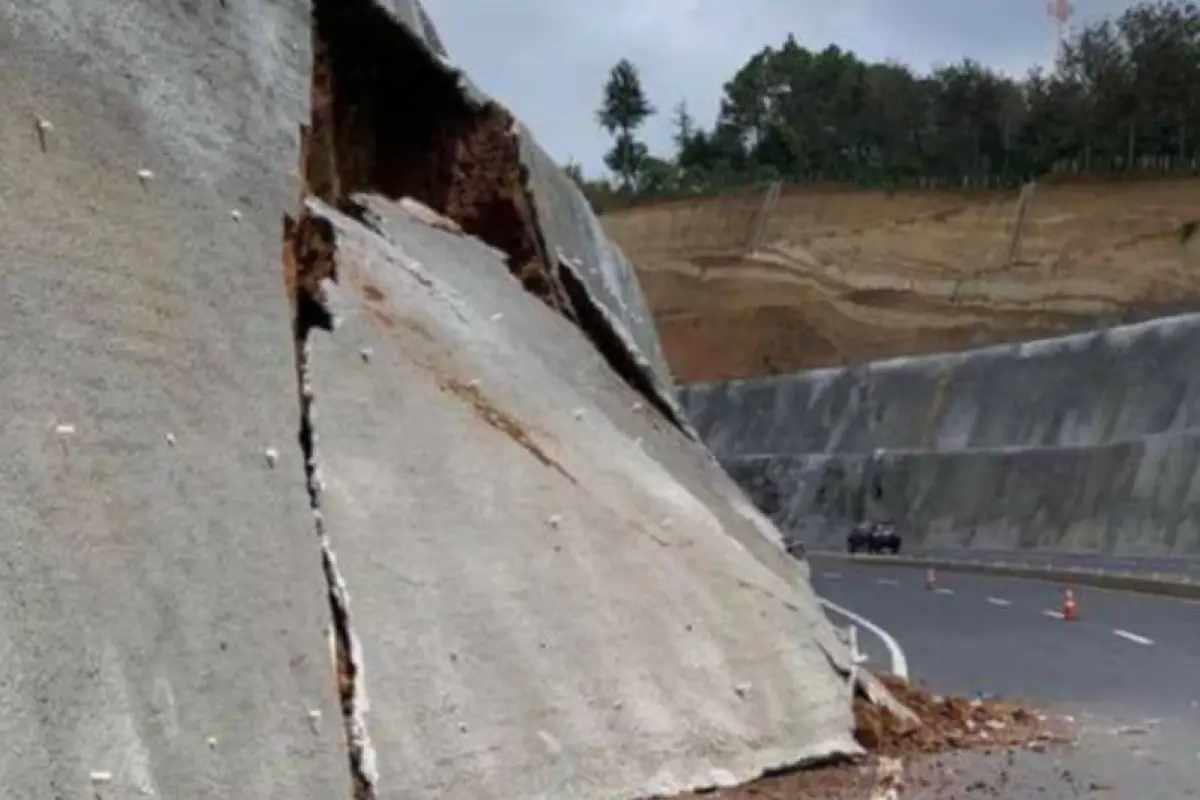 La obra fue inaugurada en abril y ya son varios incidentes que ha presentado. 