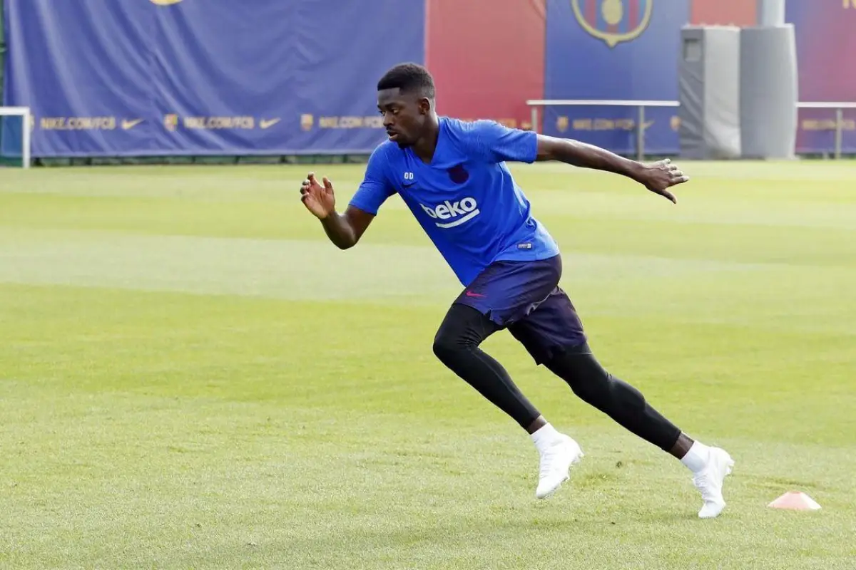 El futbolista galo durante una práctica con el FC Barcelona. Foto: AFP