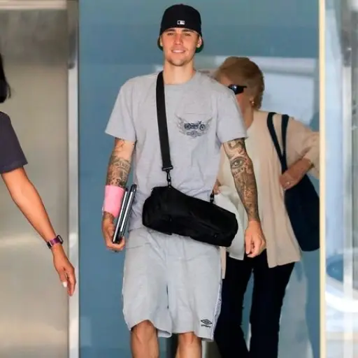 justin-bieber-1569181374 ,