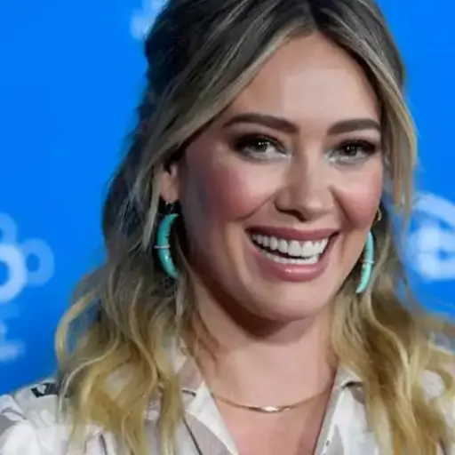 Hillary-Duff-974x550 ,