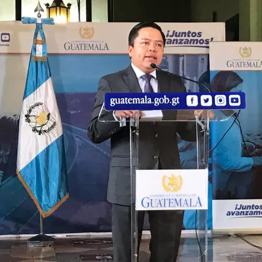 Hector Canto viceministro de Educacion