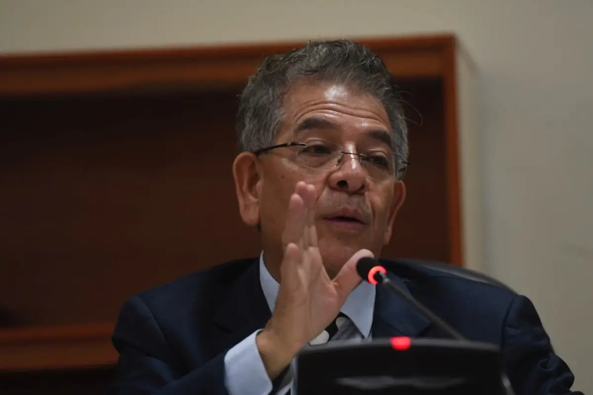 Los exfuncionarios se encuentran en Estados Unidos.