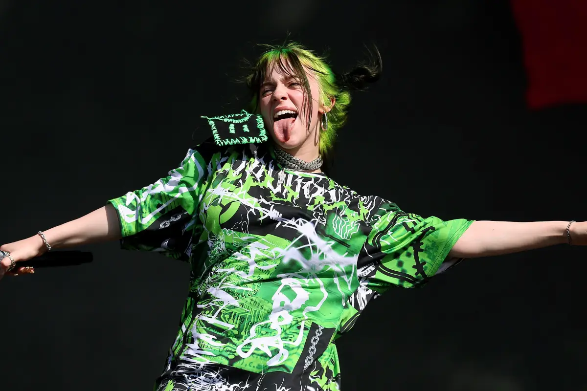 Billie Eilish video robo anillo Emisoras Unidas Guatemala, 