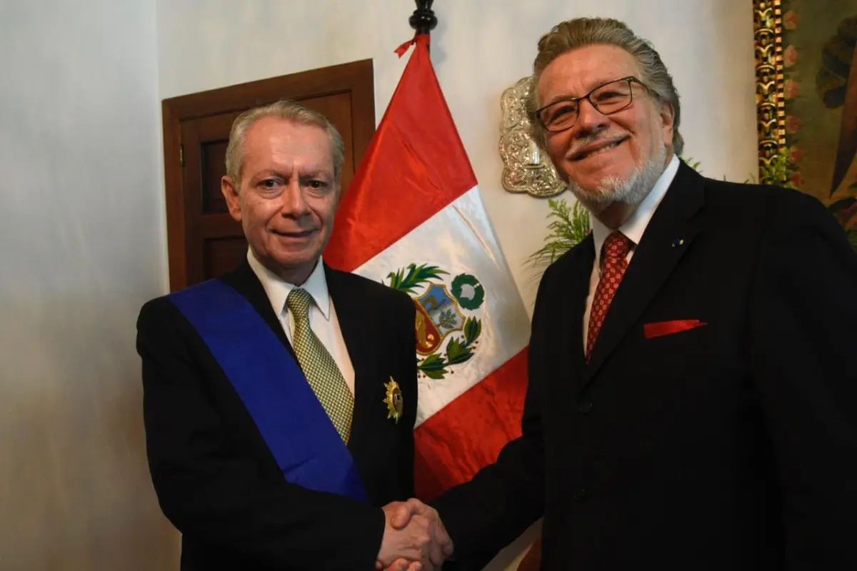 Jorge Briz Embajada de Perú Emisoras Unidas Guatemala, 