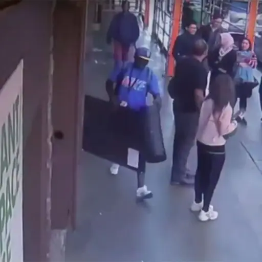 Robo Salvador Dali Emisoras Unidas Guatemala ,