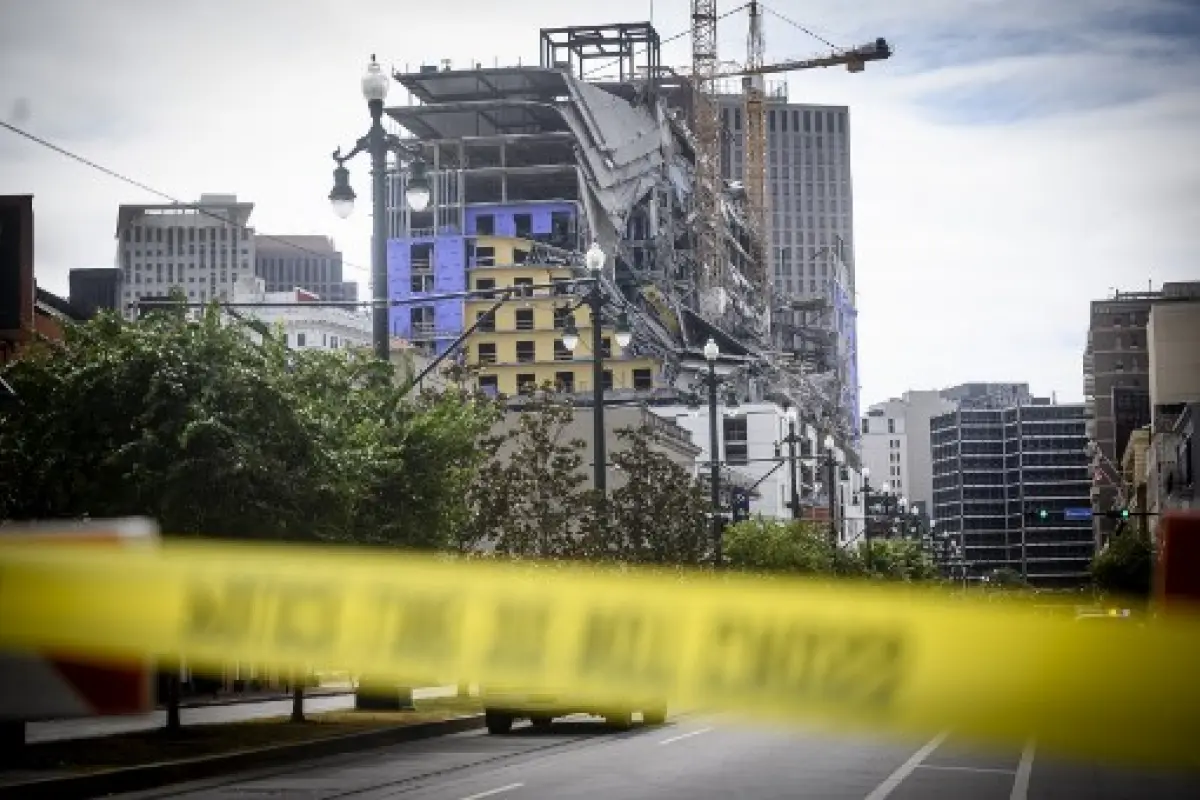 Hotel se desploma en Nueva Orleans. Foto AFP