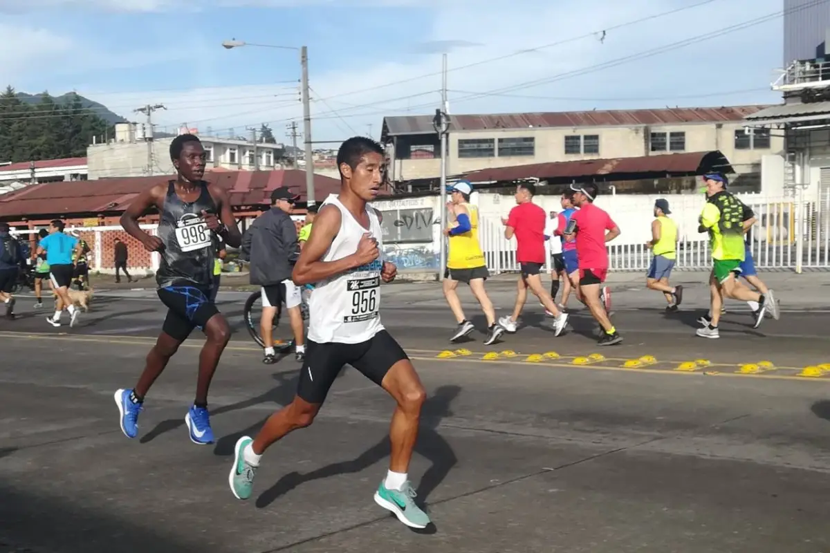 José Carlos González fue el ganador en la rama masculina de la 21K de Xela. Foto: Primera Línea